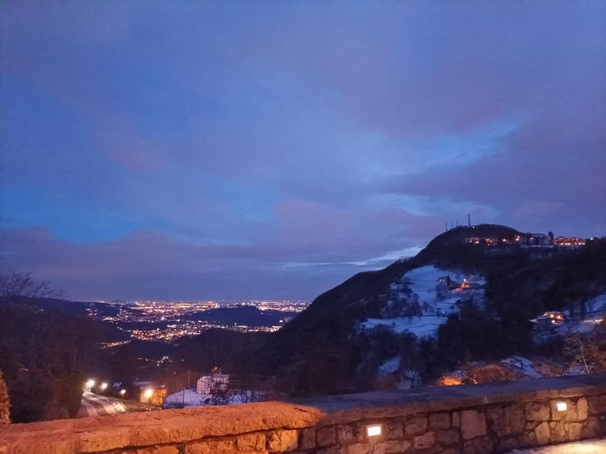 Ca' Baetti L'Antico Borgo Bed and Breakfast Roncola Eksteriør billede
