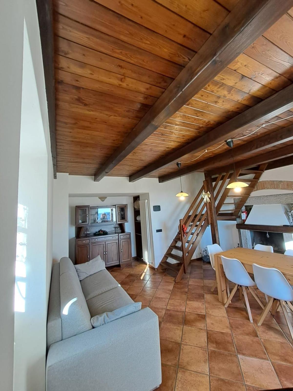 Ca' Baetti L'Antico Borgo Bed and Breakfast Roncola Eksteriør billede