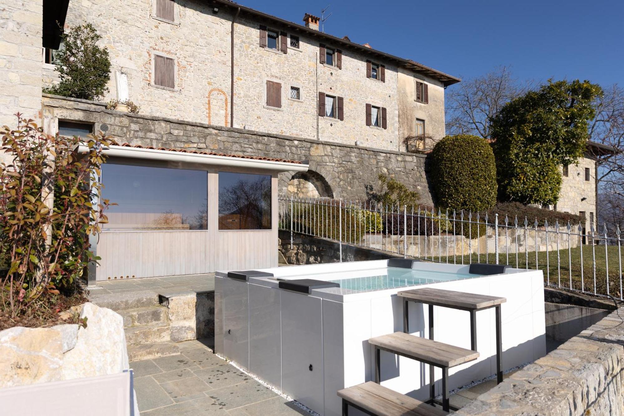 Ca' Baetti L'Antico Borgo Bed and Breakfast Roncola Eksteriør billede