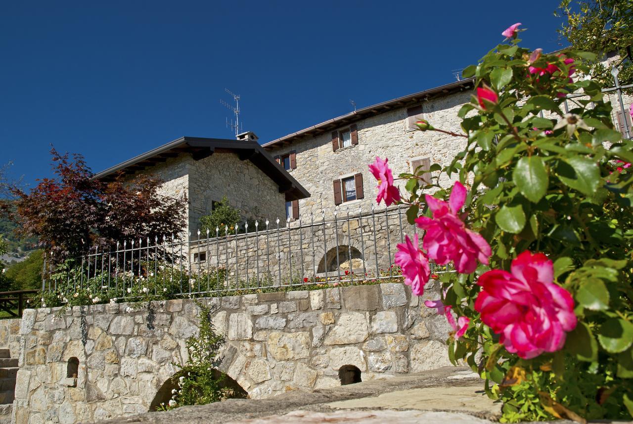 Ca' Baetti L'Antico Borgo Bed and Breakfast Roncola Eksteriør billede