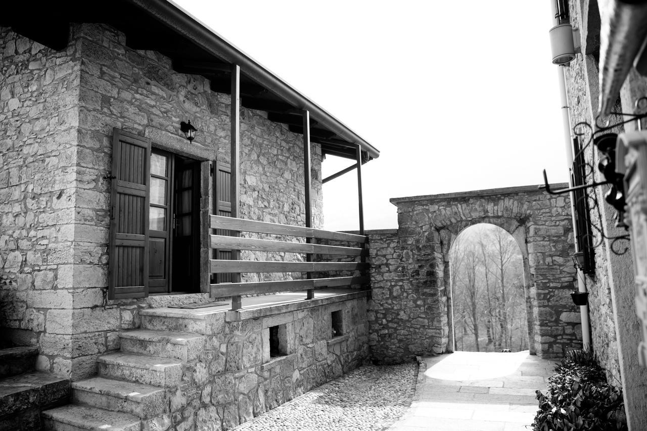 Ca' Baetti L'Antico Borgo Bed and Breakfast Roncola Eksteriør billede