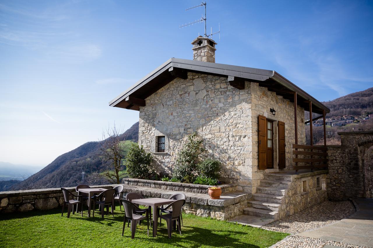 Ca' Baetti L'Antico Borgo Bed and Breakfast Roncola Eksteriør billede