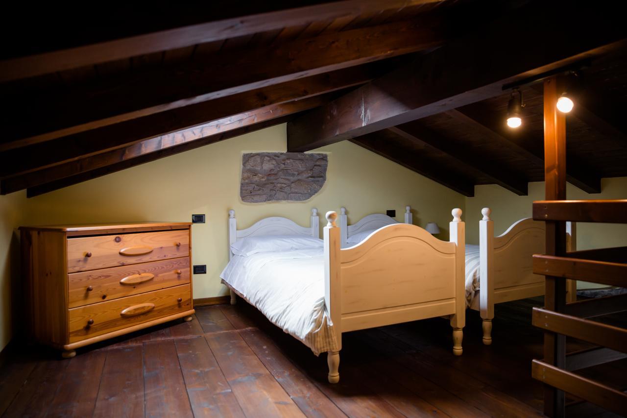 Ca' Baetti L'Antico Borgo Bed and Breakfast Roncola Eksteriør billede