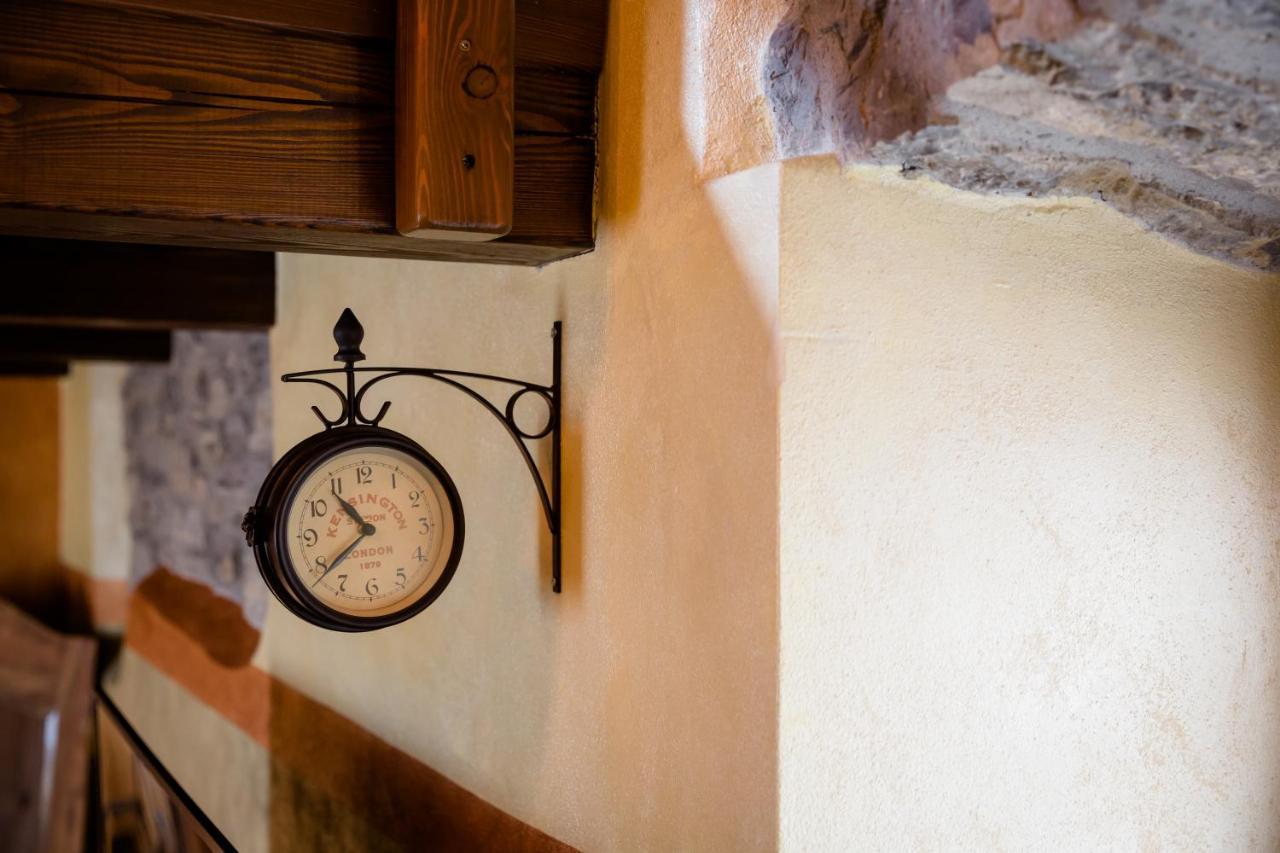 Ca' Baetti L'Antico Borgo Bed and Breakfast Roncola Eksteriør billede